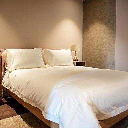 Chic Luxury Living In Battersea Power Station Apartment London Luaran gambar